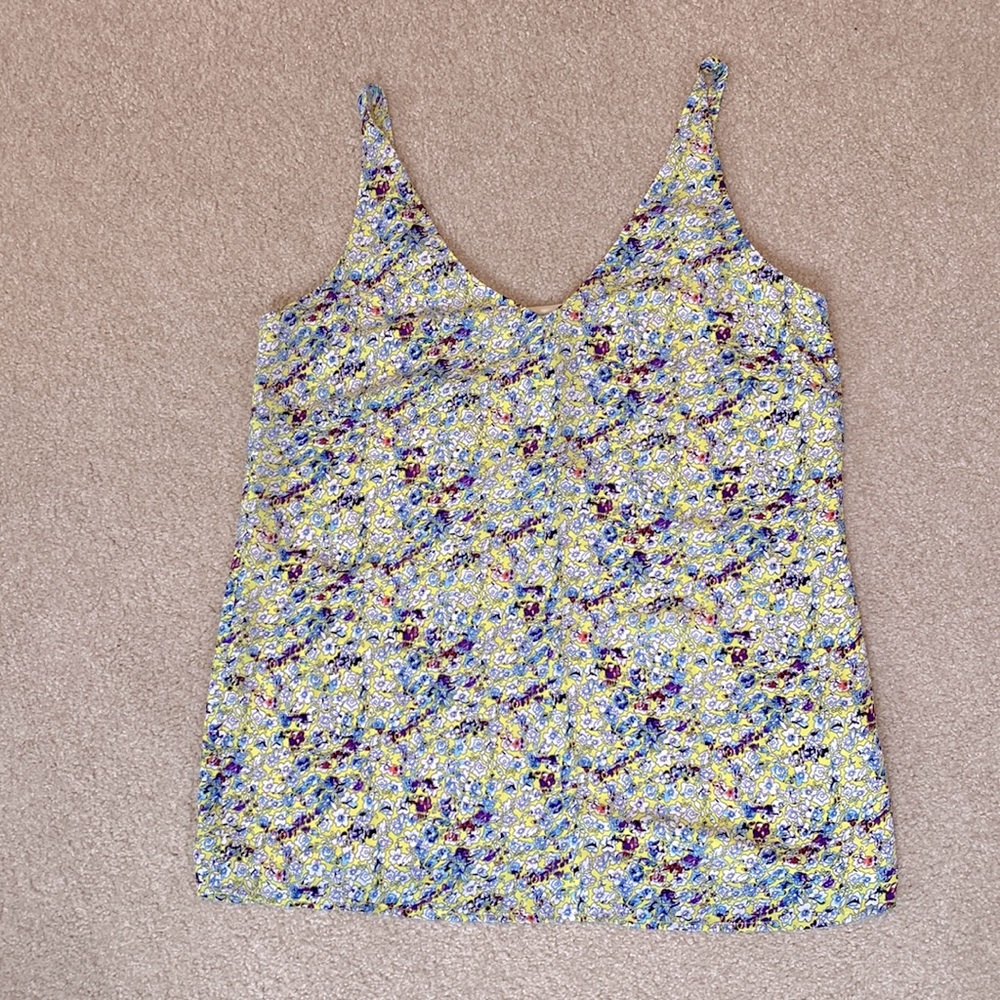Cabi V Neck Tank